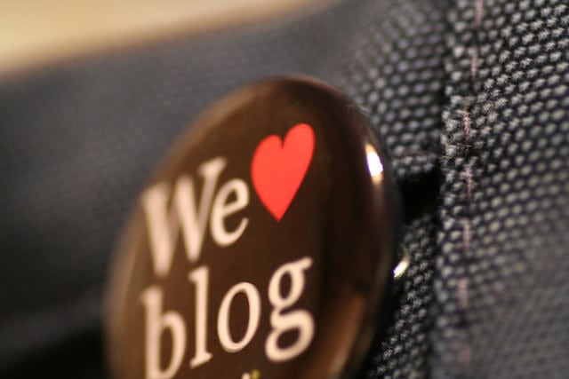 We love blogs and the 7 day blog challenge